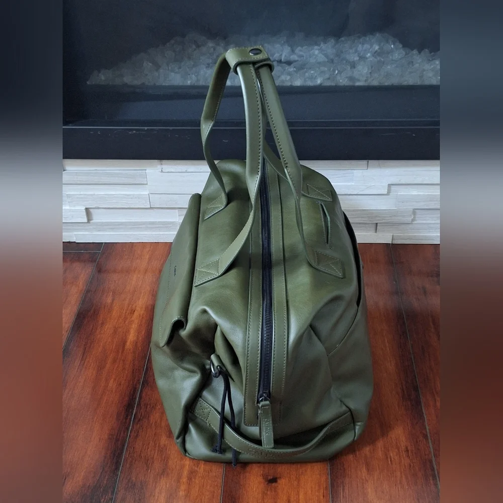 Calpak Moss Green Men's Duffel Bag - Picture 3 of 8
